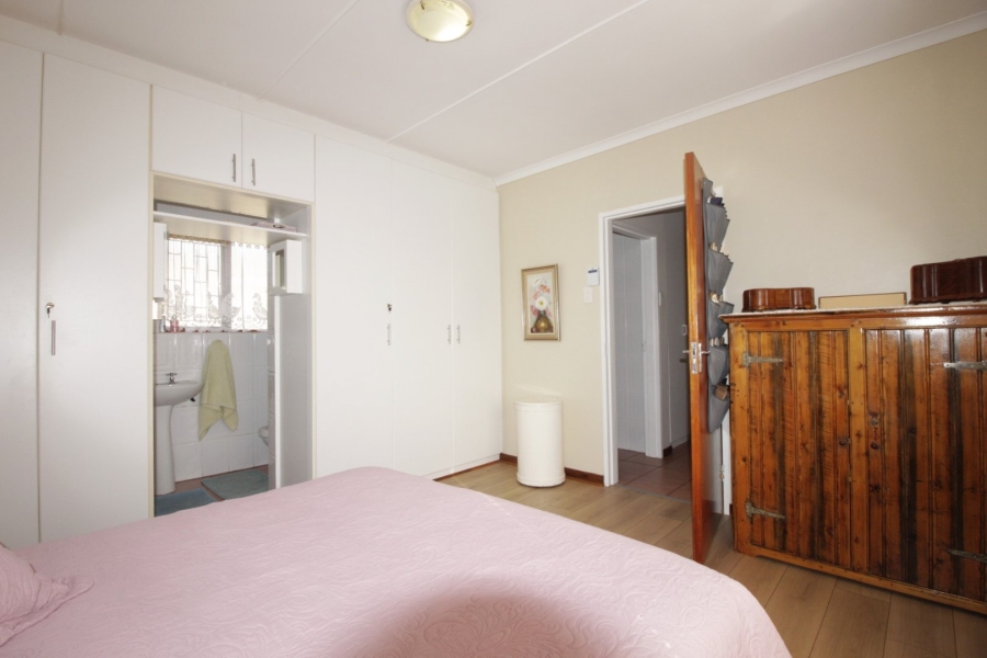 3 Bedroom Property for Sale in Jeffreys Bay Central Eastern Cape